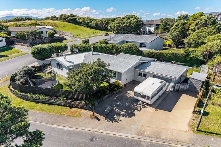 Photo of property in 22 Adventure Drive, Whitby, Porirua, 5024