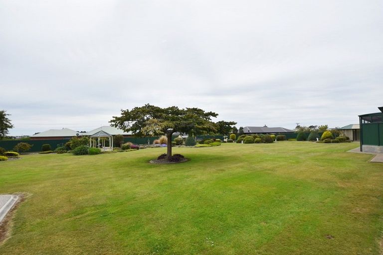 Photo of property in 21 Oteramika Road, Rockdale, Invercargill, 9812