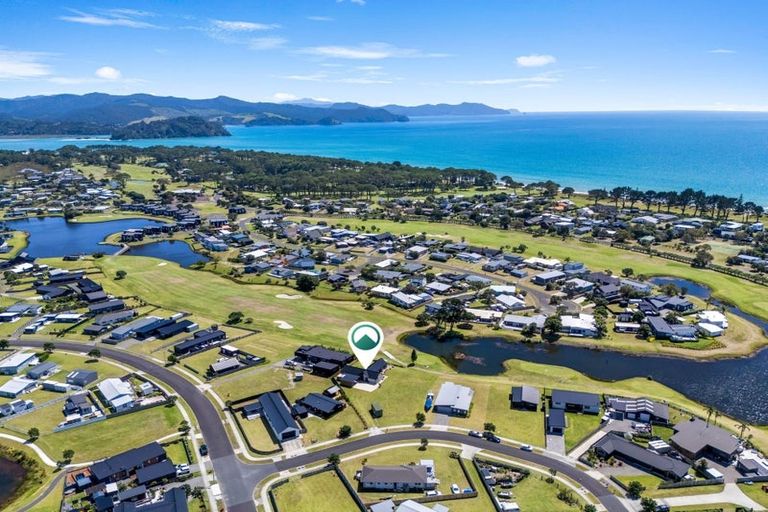 Photo of property in 105 Rangiora Crescent, Matarangi, Whitianga, 3592