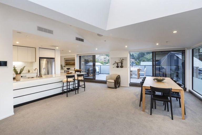 Photo of property in 6/20 Esplanade, Sumner, Christchurch, 8081