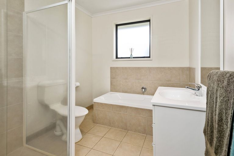 Photo of property in 108 Valley Road, Pukekohe, 2120