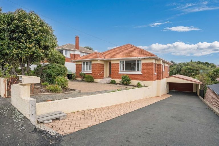 Photo of property in 122 Easther Crescent, Kew, Dunedin, 9012