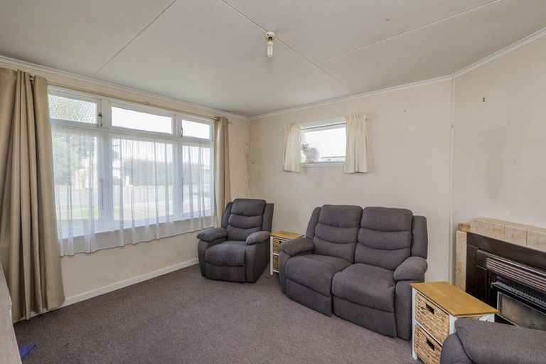 Photo of property in 10 Stuckey Street, Levin, 5510