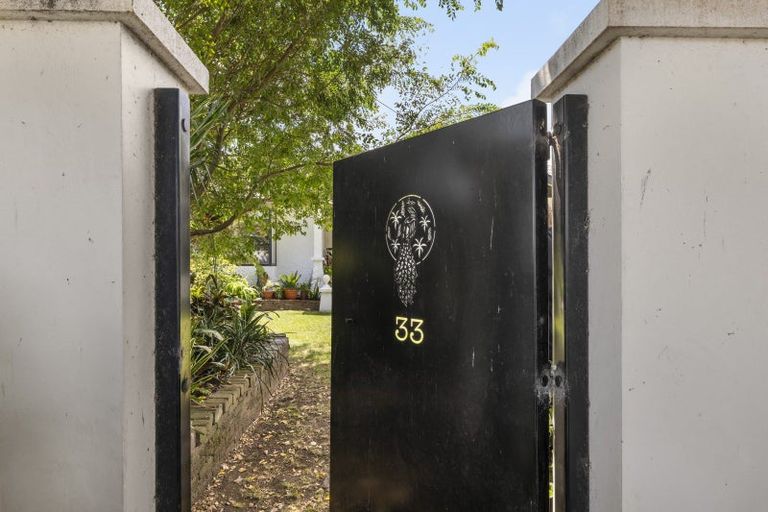 Photo of property in 33 Fitzroy Road, Fitzroy, New Plymouth, 4312