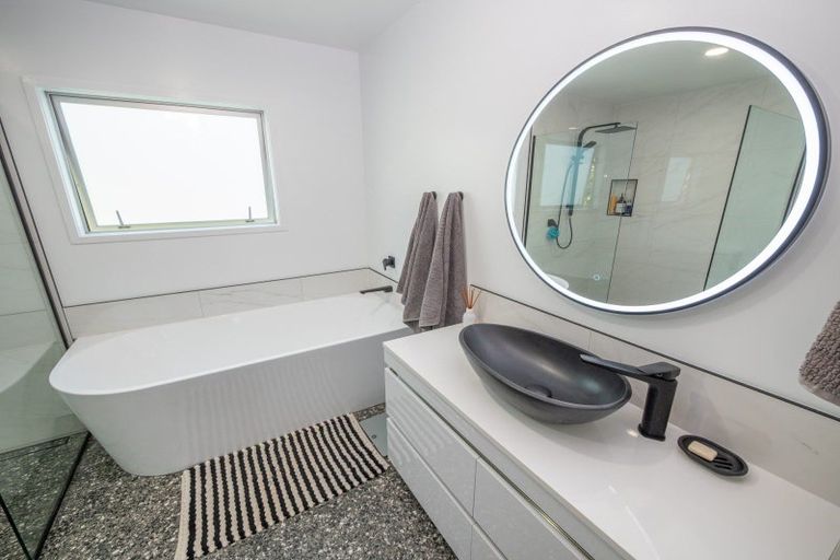 Photo of property in 2a Bayside Drive, Coopers Beach, 0420