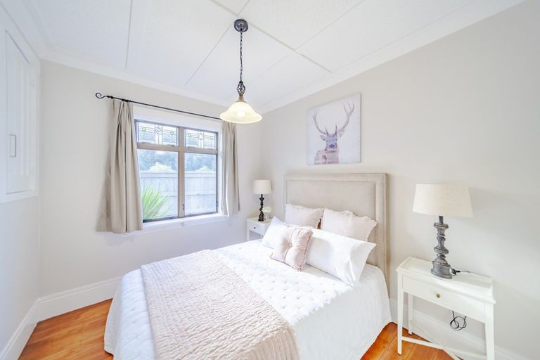 Photo of property in 116 Thackeray Street, Napier South, Napier, 4110