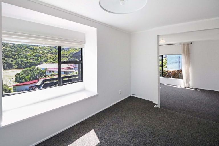 Photo of property in 113 Houghton Bay Road, Houghton Bay, Wellington, 6023