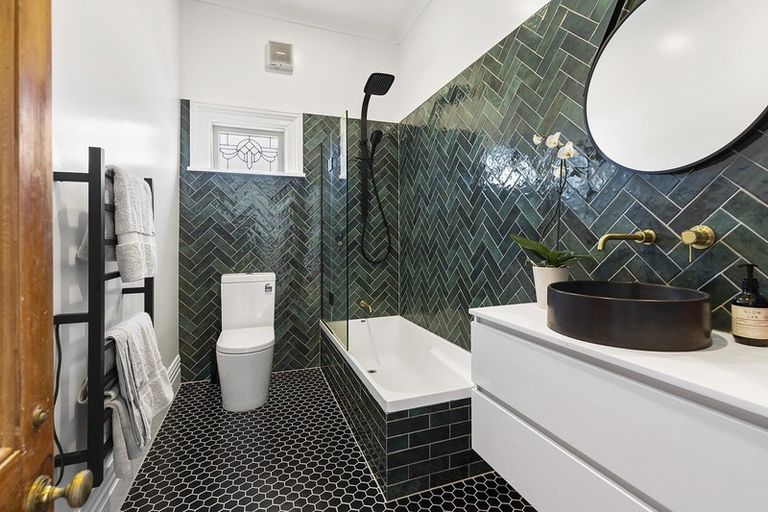 Photo of property in 14 Hiropi Street, Newtown, Wellington, 6021