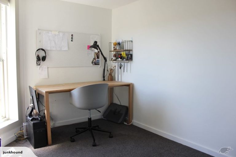 Photo of property in 203 Melbourne Road, Island Bay, Wellington, 6023