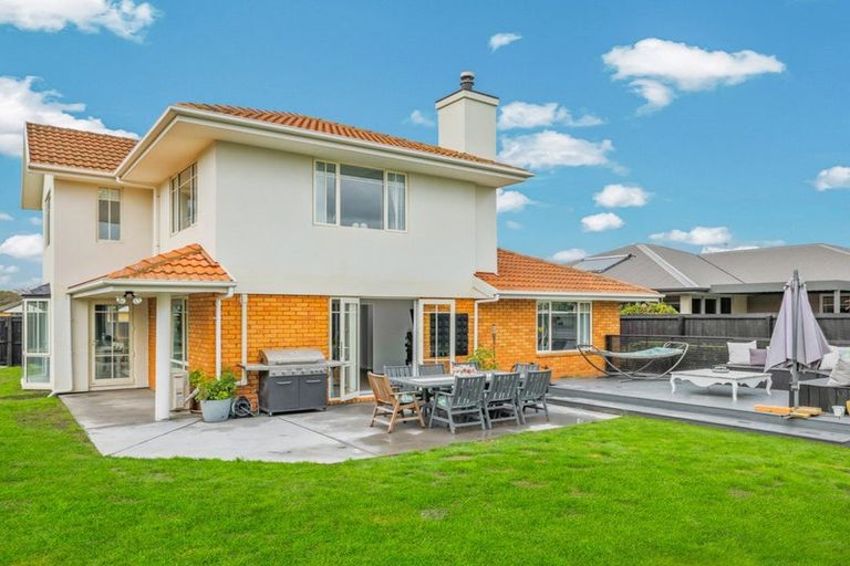 Photo of property in 17 Wisteria Place, Parklands, Christchurch, 8083