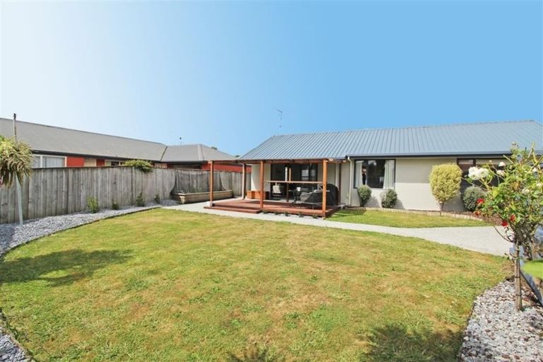 Photo of property in 15 Duffy Place, Stoke, Nelson, 7011