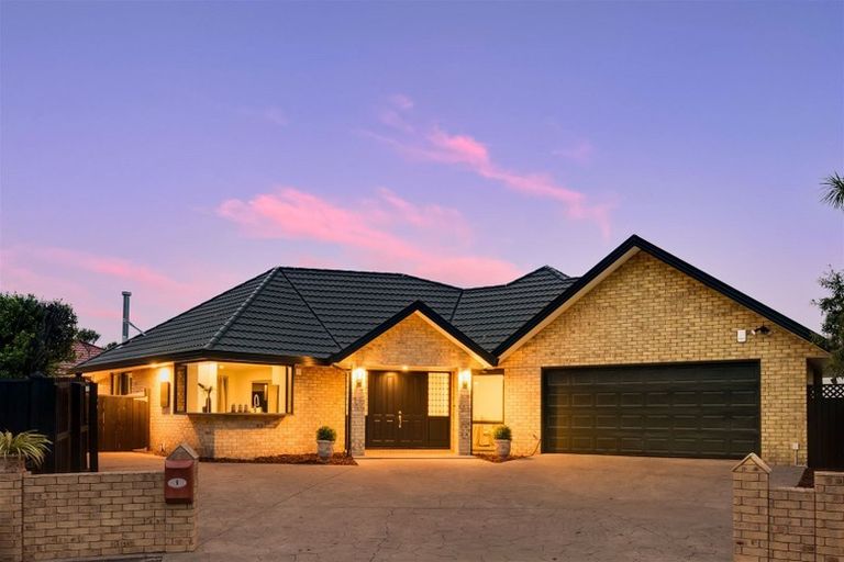 Photo of property in 9 Evenwood Place, Waimairi Beach, Christchurch, 8083