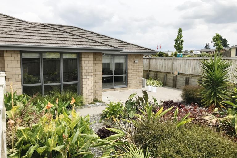 Photo of property in 22 Kilbryde Crescent, Pokeno, 2402
