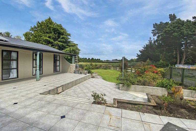 Photo of property in 12 Bowen Street, Southbridge, 7602