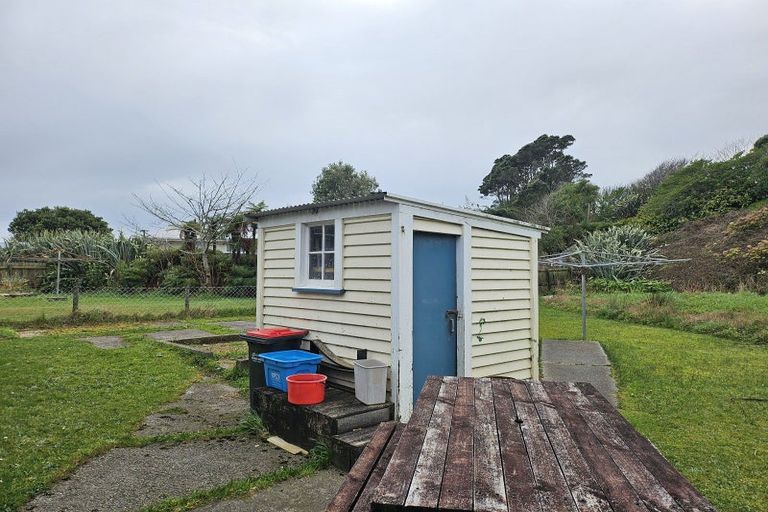 Photo of property in 9 Mckane Place, Cobden, Greymouth, 7802