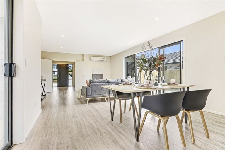 Photo of property in 8 Paiaka Place, Rototuna North, Hamilton, 3210