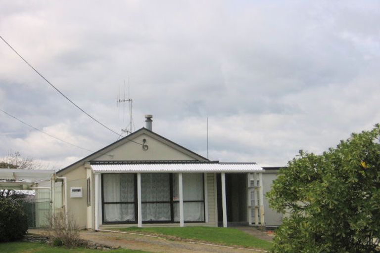 Photo of property in 63 Nash Parade, Foxton Beach, Foxton, 4815