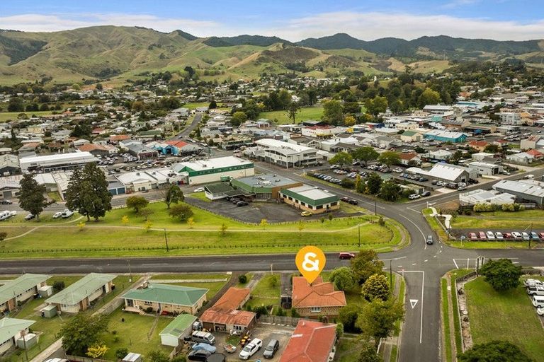 Photo of property in 1 Lee Avenue, Paeroa, 3600