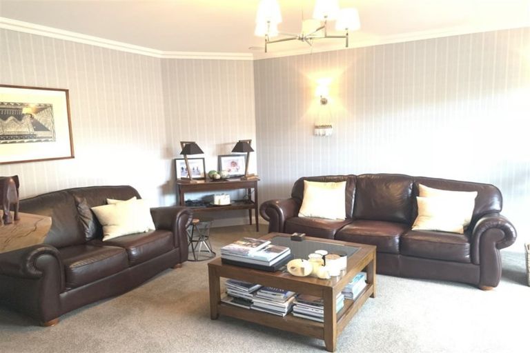 Photo of property in 98 Watford Street, Strowan, Christchurch, 8052