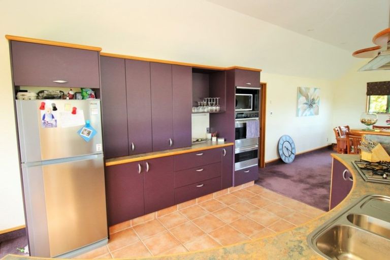 Photo of property in 12 Grove Avenue, Weston, Oamaru, 9401