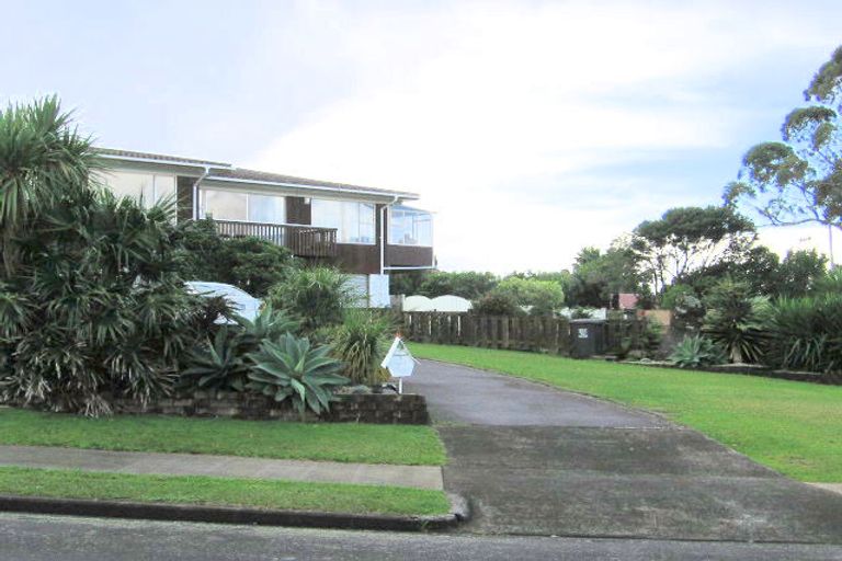 Photo of property in 3/1 Gulf Crest, Bucklands Beach, Auckland, 2012