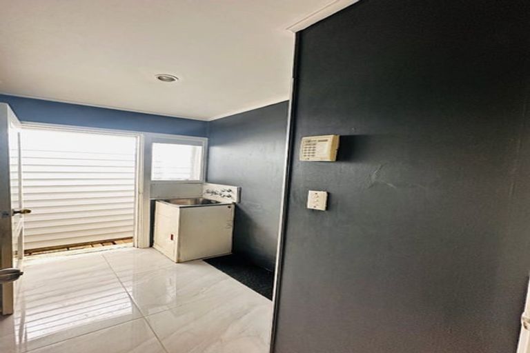 Photo of property in 86 Rosehill Drive, Rosehill, Papakura, 2113