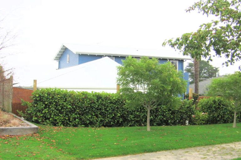 Photo of property in 72 Te Wharau Drive, Greenhithe, Auckland, 0632