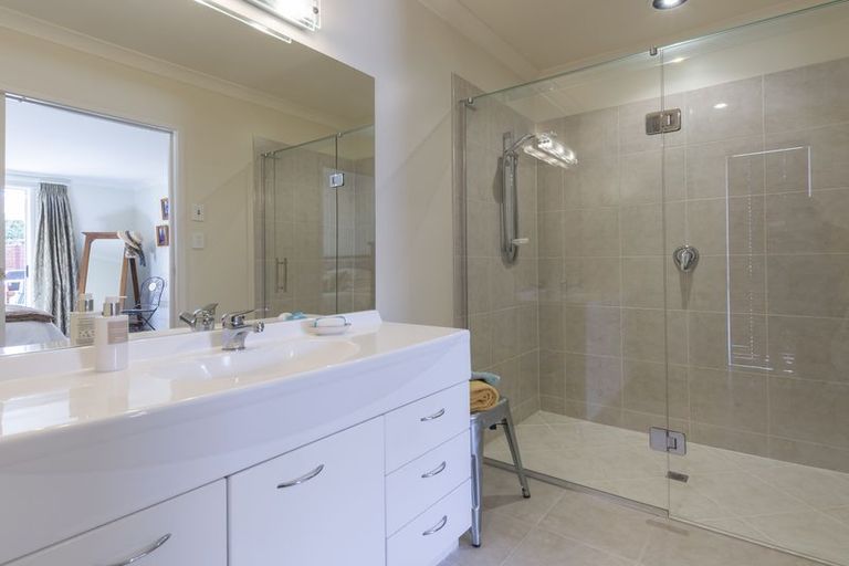 Photo of property in 12 Cotswold Place, Ohauiti, Tauranga, 3112