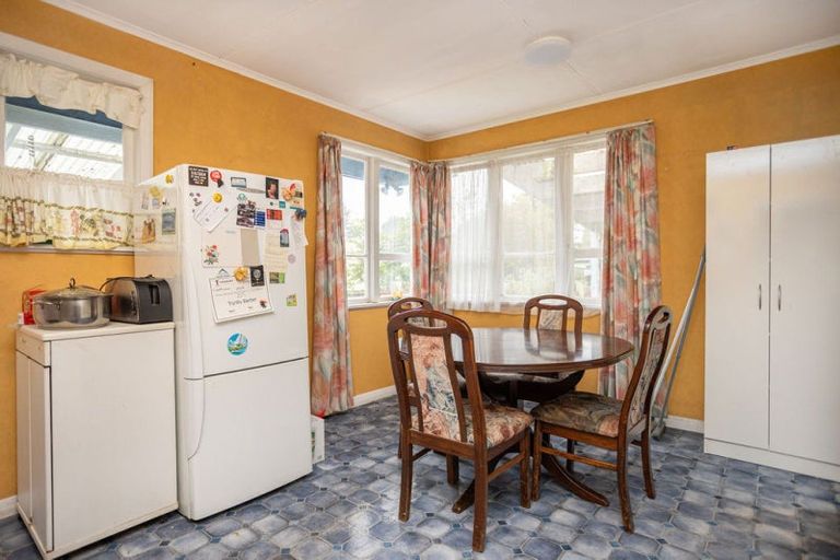 Photo of property in 5 Empire Street, Dannevirke, 4930