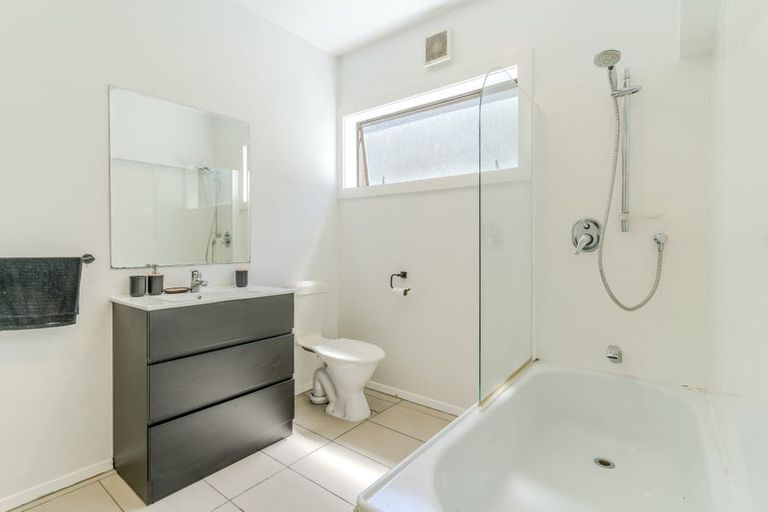 Photo of property in 28 Exeter Street, Abbotsford, Dunedin, 9018