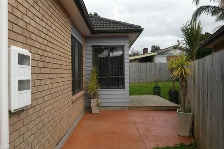 Photo of property in 77e Sturges Road, Henderson, Auckland, 0612