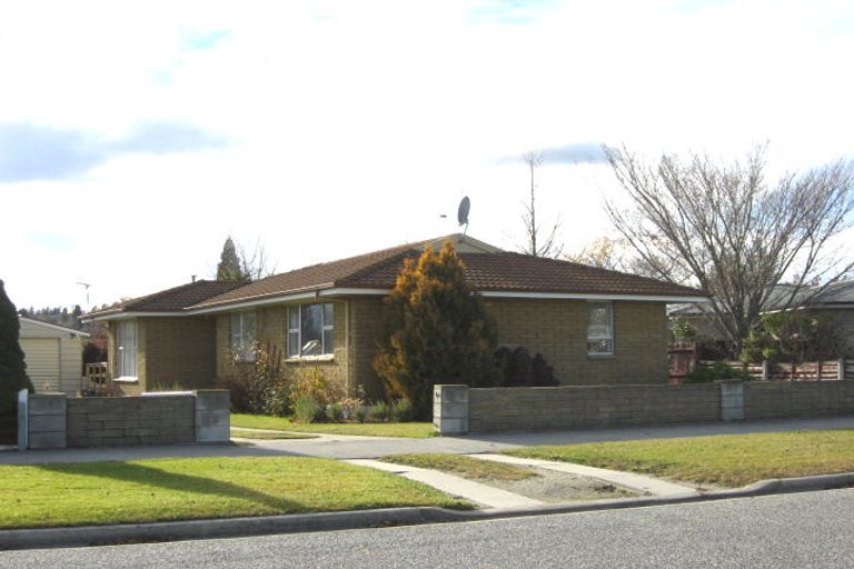 Photo of property in 106 Ashworth Street, Alexandra, 9320