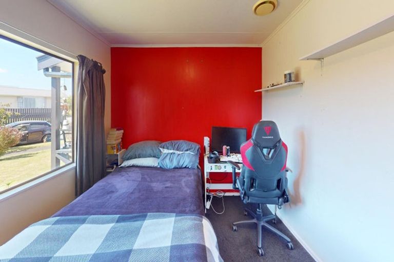 Photo of property in 3 Pryde Place, Feilding, 4702