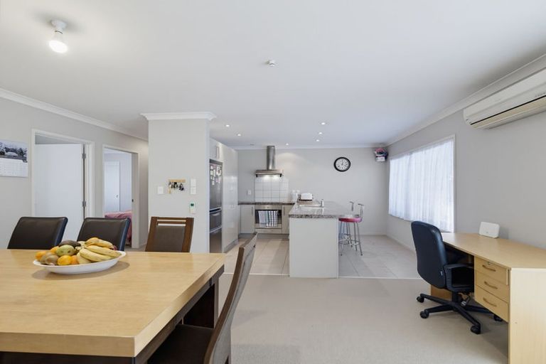 Photo of property in 76 Margate Avenue, Flaxmere, Hastings, 4120