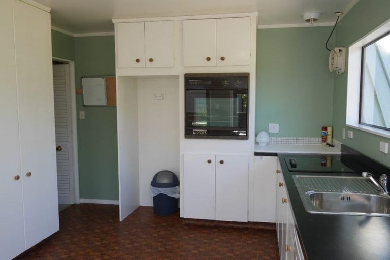 Photo of property in 102b Matatua Road, Raumati Beach, Paraparaumu, 5032