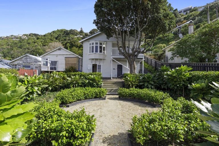 Photo of property in 167 Sutherland Road, Lyall Bay, Wellington, 6022