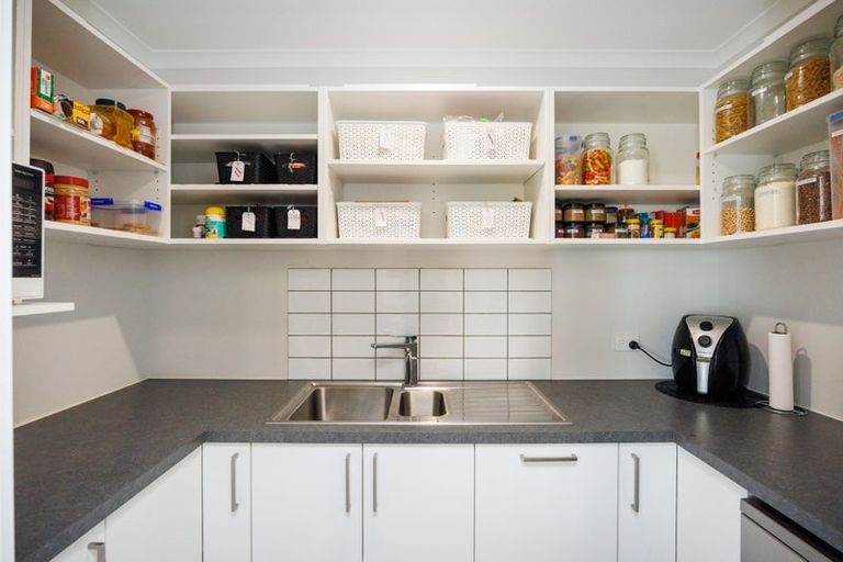 Photo of property in 8 Henty Lane, Marton, 4710