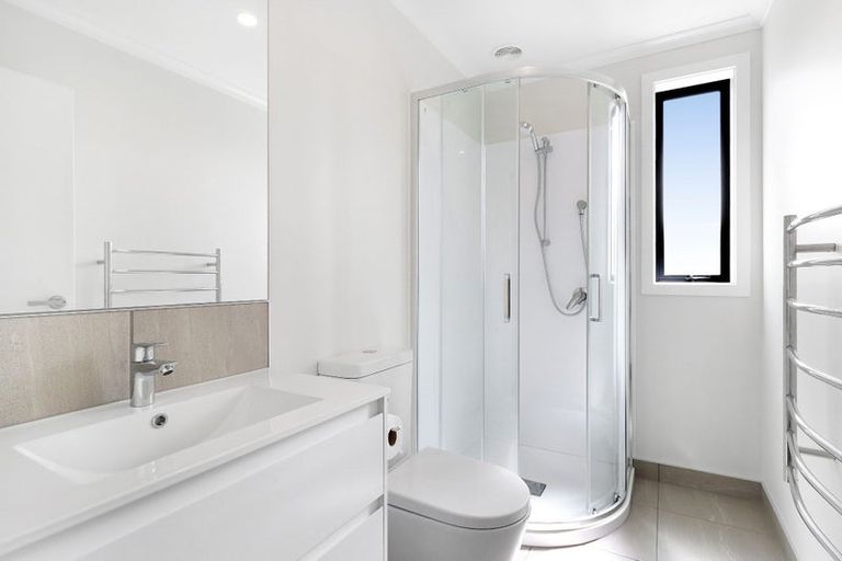 Photo of property in 43 Waruhia Crescent, Rototuna North, 3281