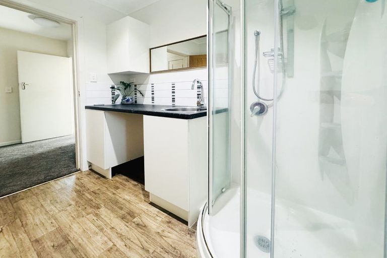 Photo of property in 55 Dunedin Street, Redwood, Christchurch, 8051