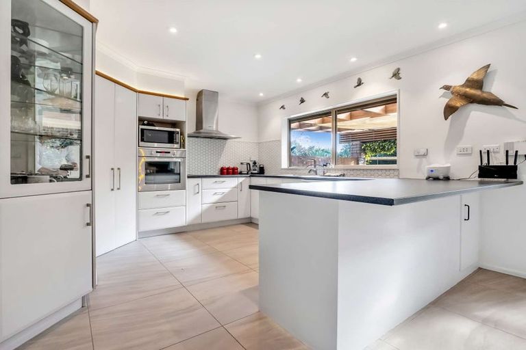 Photo of property in 17 Brights Road, Waiuku, 2123