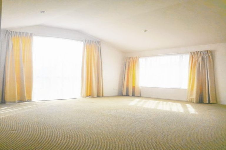Photo of property in 12 Pennygale Close, Flat Bush, Auckland, 2016