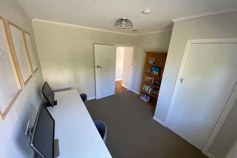 Photo of property in 2/102 Verran Road, Birkdale, Auckland, 0626