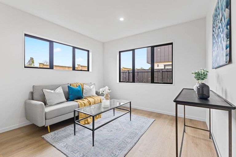 Photo of property in 1c Dreadon Road, Manurewa, Auckland, 2102