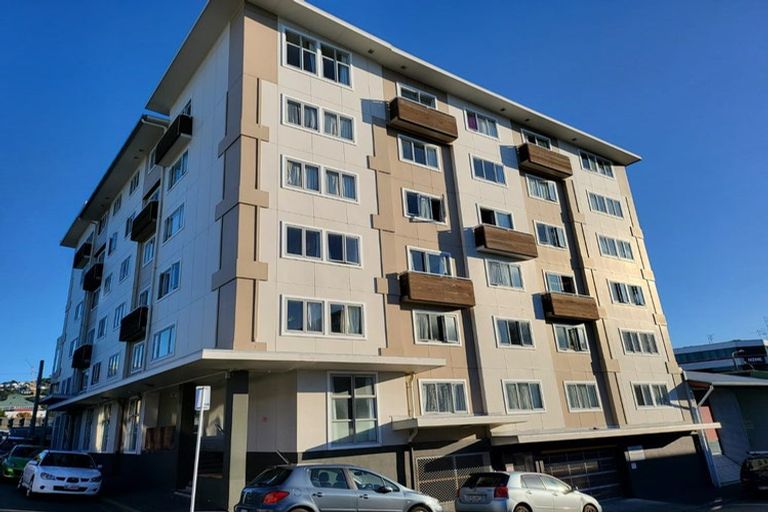 Photo of property in Martin Square Apartments, 207/20 Martin Square, Te Aro, Wellington, 6011