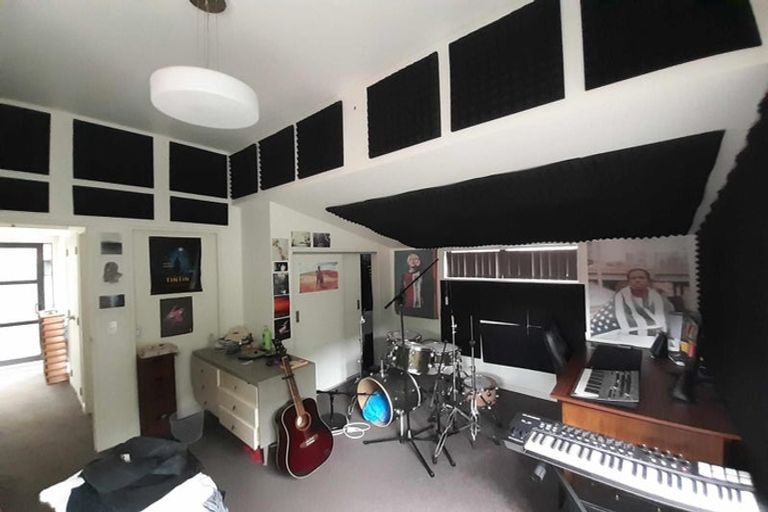 Photo of property in 121 Glenmore Street, Kelburn, Wellington, 6012