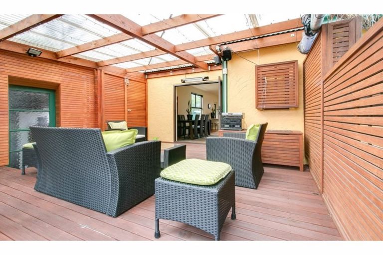 Photo of property in 90 Te Awa Avenue, Te Awa, Napier, 4110