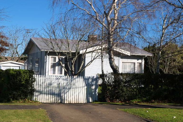 Photo of property in 27 Rosella Road, Mangere East, Auckland, 2024