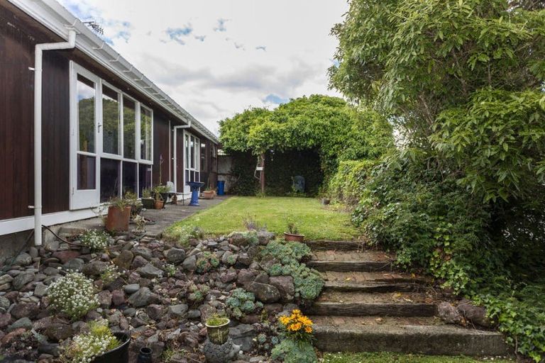 Photo of property in 28 Cadman Street, Dannevirke, 4930