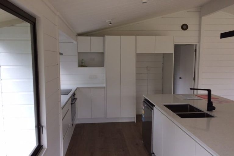 Photo of property in 11 Hyde Road, Clevedon, Papakura, 2582