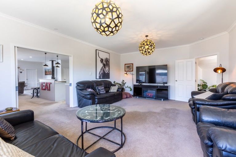 Photo of property in 122 Guy Street, Dannevirke, 4930